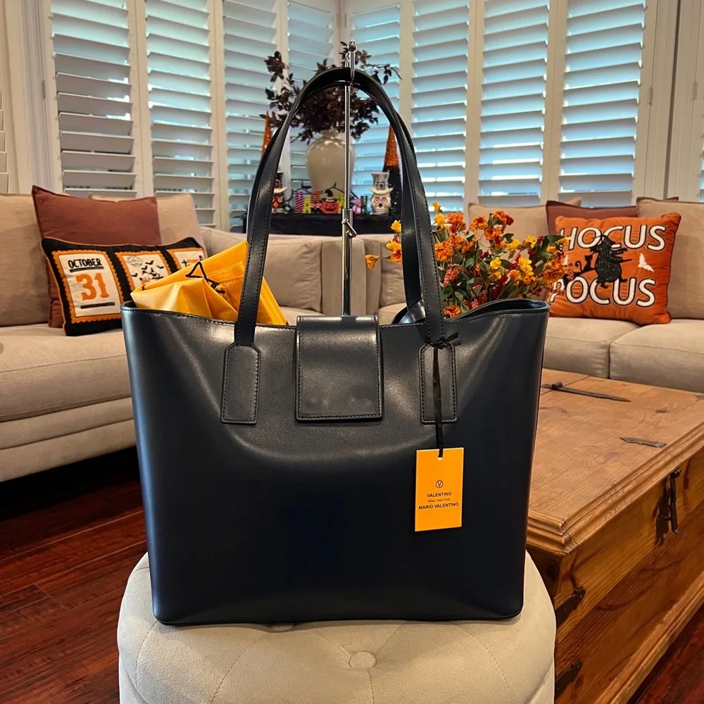 Mario Valentino NWT Large Smooth Leather Tote Bag Made in Italy w/ Dust Bag - Picture 4 of 17